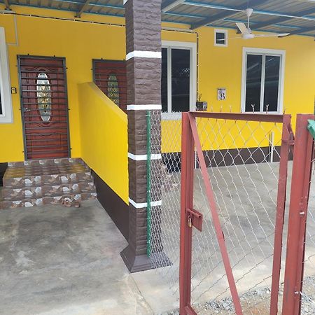 Homestay Haji Noor Tanah Merah  Esterno foto