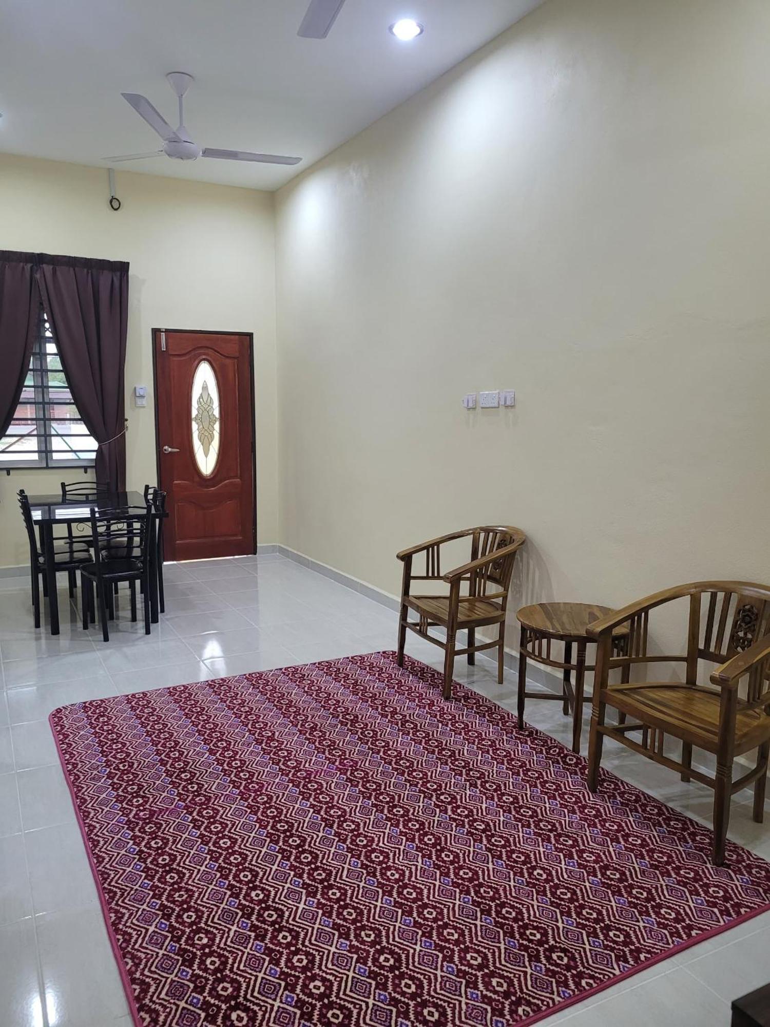 Homestay Haji Noor Tanah Merah  Esterno foto